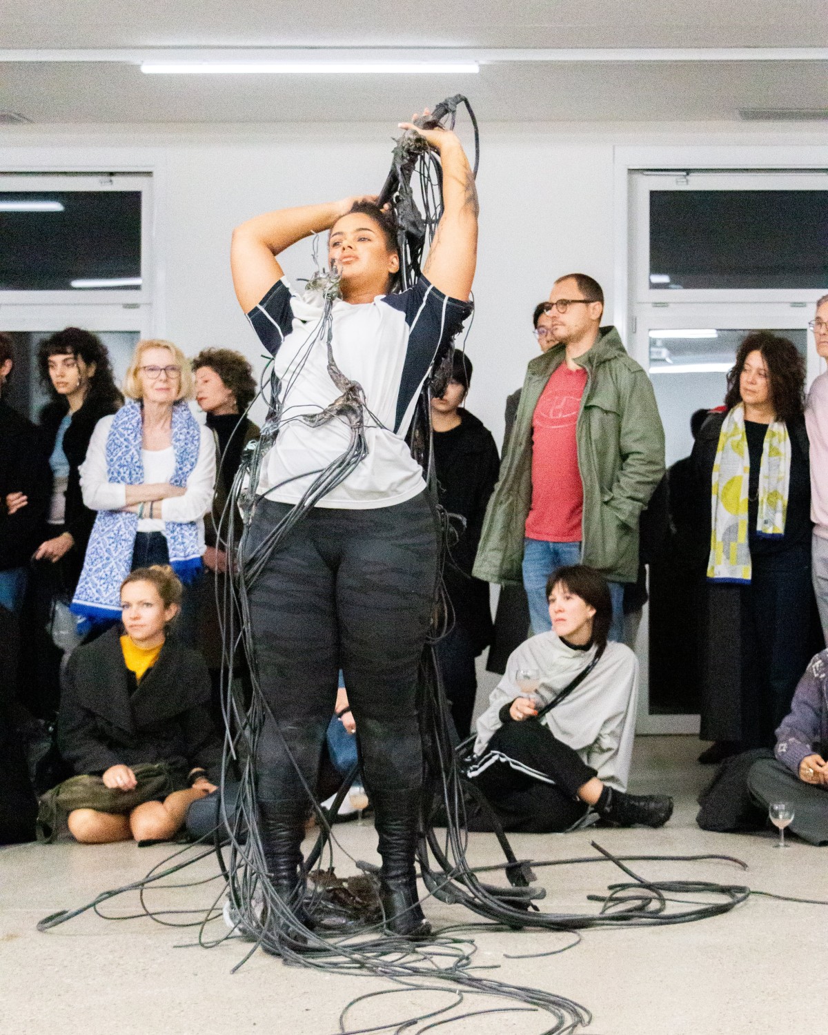 Yein Lee, Pursuers / Poursuivants, 2024, CALM – Centre d'Art La Meute, photo : Théo Dufloo.